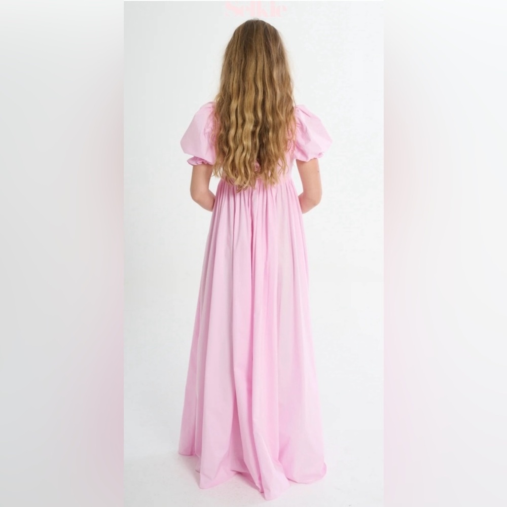 Ballerina Seashell Gown from SELKIE - Picture 2 of 5